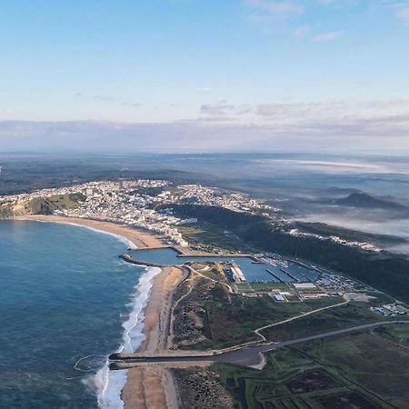 Chalas Place Nazaré Esterno foto